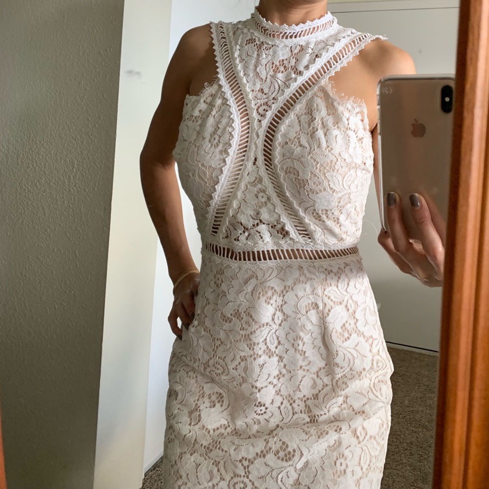 🌺Host pick 🌺White lace dress- Soieblu